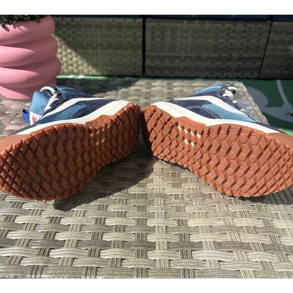 Vans Sk8-Hi MTE Winterized Boots – Blue/White/Red – Size 6.5M/8W - Picture 5 of 9